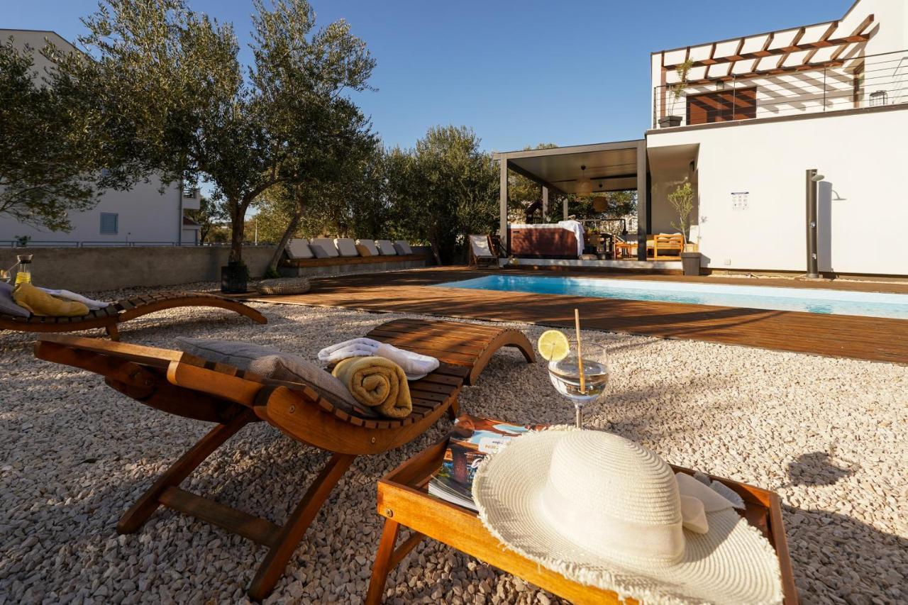 Villa Suncica With Heated Pool, Jacuzzi And Bikes Near Zadar Sukošan Exteriör bild